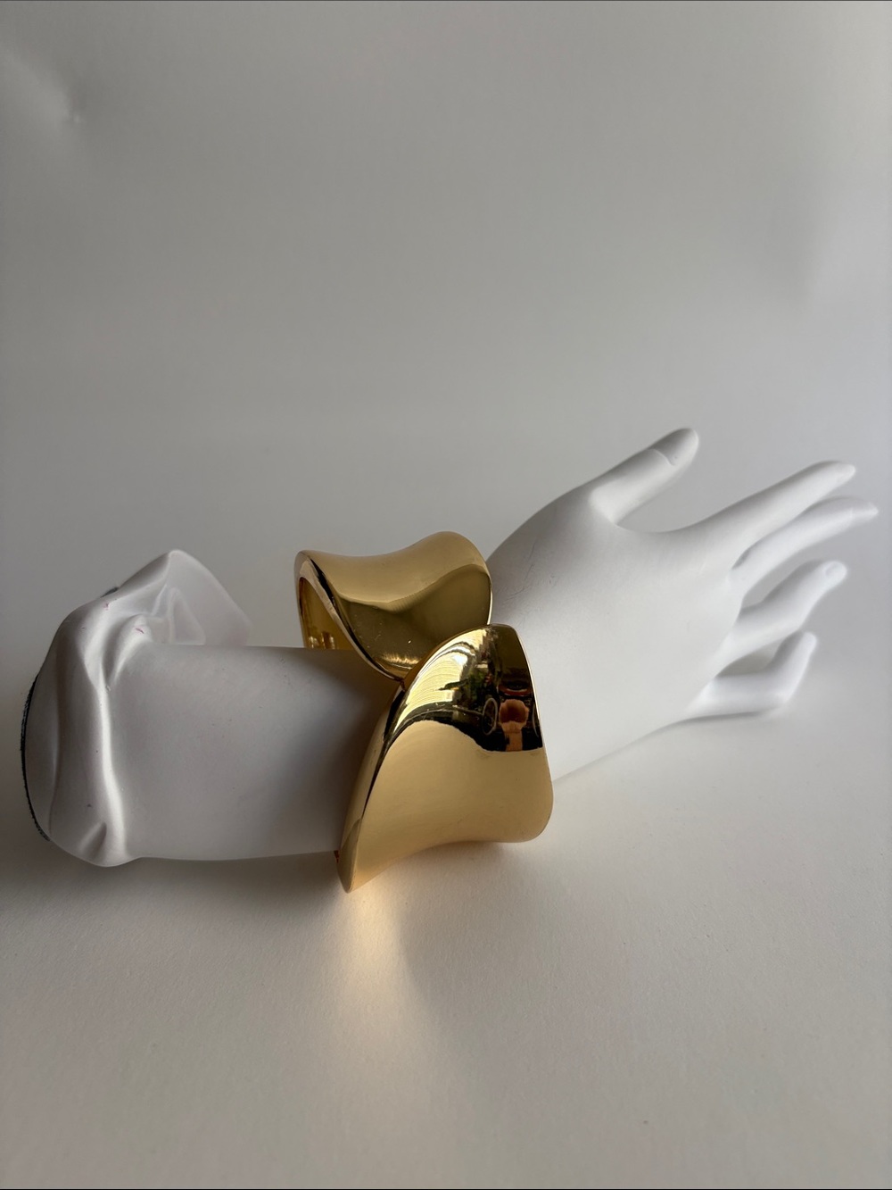 Gold Sculpted Hinge Cuff Bracelet Statement Luxe Women Jewelry